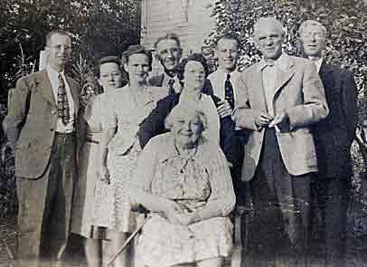 Anna Maria Lydia Quarnstrom Widsten and her family